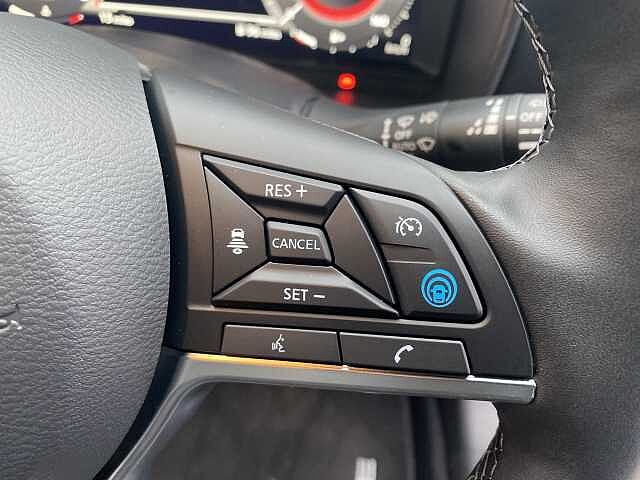 Nissan Juke Hatchback 1.0 DiG-T Tekna 5dr