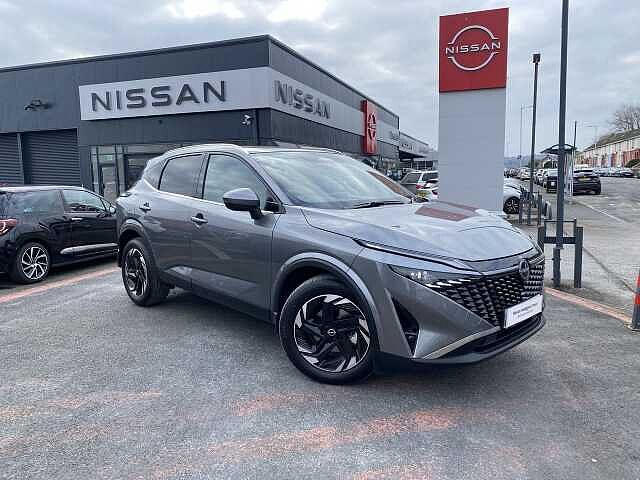 Nissan Qashqai Hatchback 1.3 DiG-T MH N-Connecta 5dr
