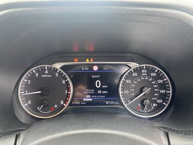 Nissan Juke Hatchback 1.0 DiG-T N-Connecta 5dr