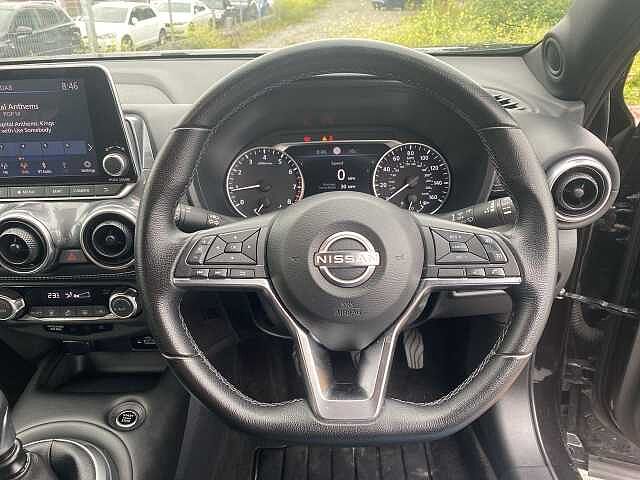 Nissan Juke Hatchback 1.0 DiG-T N-Connecta 5dr
