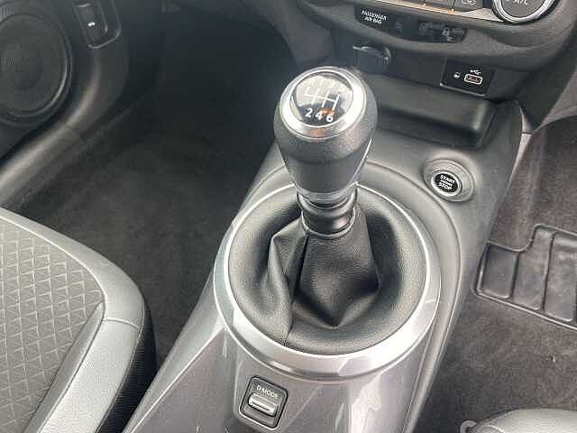 Nissan Juke Hatchback 1.0 DiG-T N-Connecta 5dr