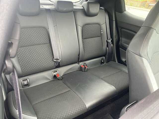 Nissan Juke Hatchback 1.0 DiG-T N-Connecta 5dr