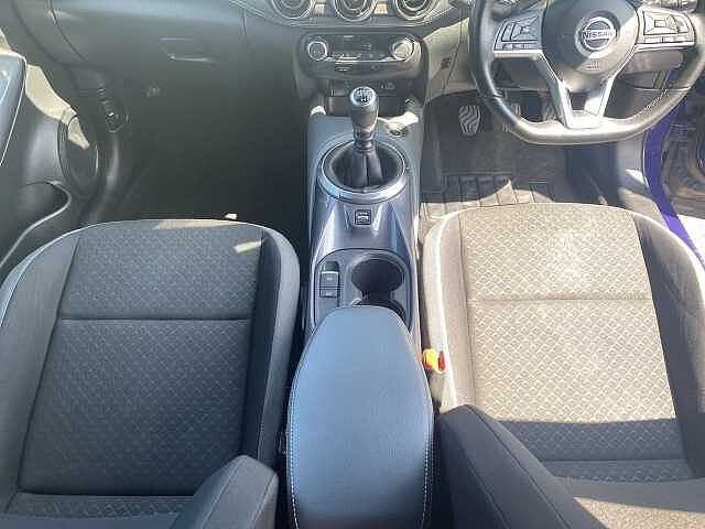 Nissan Juke Hatchback 1.0 DiG-T N-Connecta 5dr