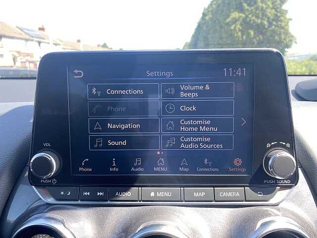 Nissan Juke Hatchback 1.0 DiG-T N-Connecta 5dr