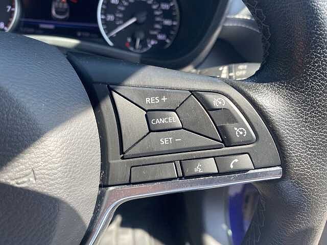 Nissan Juke Hatchback 1.0 DiG-T N-Connecta 5dr