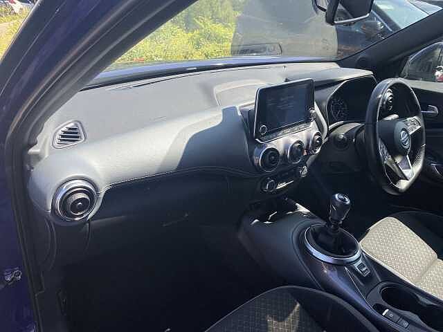 Nissan Juke Hatchback 1.0 DiG-T N-Connecta 5dr