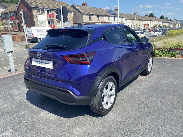 Nissan Juke Hatchback 1.0 DiG-T N-Connecta 5dr
