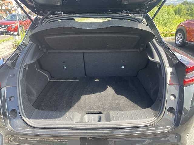 Nissan Juke Hatchback 1.0 DiG-T N-Connecta 5dr DCT
