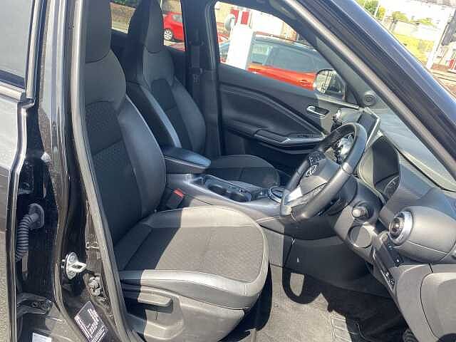 Nissan Juke Hatchback 1.0 DiG-T N-Connecta 5dr DCT