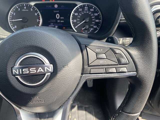 Nissan Juke Hatchback 1.0 DiG-T N-Connecta 5dr DCT