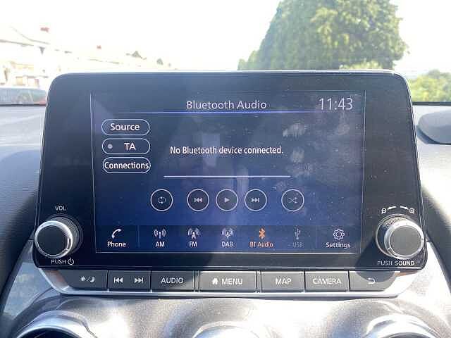 Nissan Juke Hatchback 1.0 DiG-T N-Connecta 5dr DCT