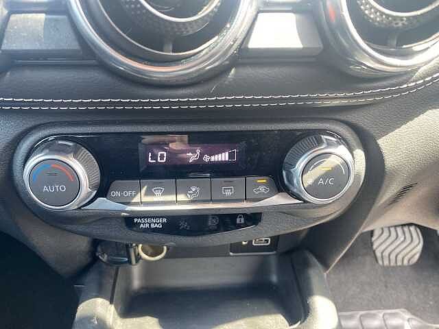Nissan Juke Hatchback 1.0 DiG-T N-Connecta 5dr DCT