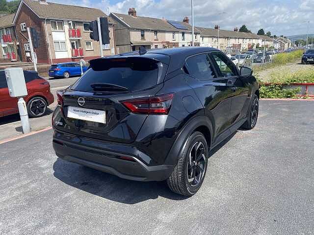 Nissan Juke Hatchback 1.0 DiG-T N-Connecta 5dr DCT