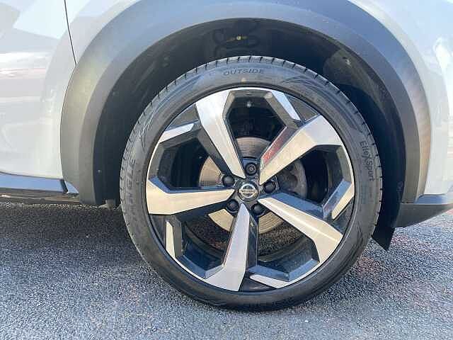 Nissan Juke Hatchback 1.0 DiG-T Tekna 5dr