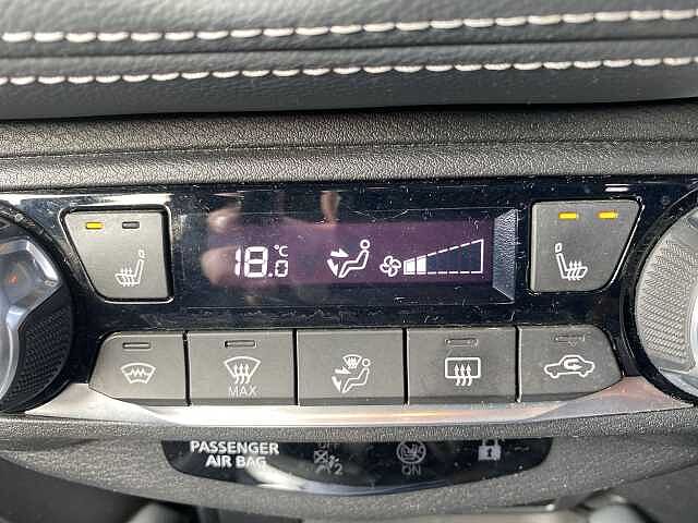 Nissan Juke Hatchback 1.0 DiG-T Tekna 5dr