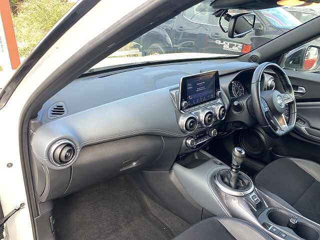 Nissan Juke Hatchback 1.0 DiG-T Tekna 5dr