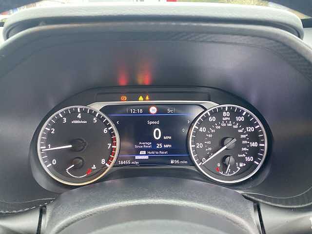 Nissan Juke Hatchback 1.0 DiG-T N-Connecta 5dr (Heat Pack)