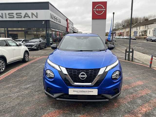Nissan Juke Hatchback 1.0 DiG-T N-Connecta 5dr (Heat Pack)