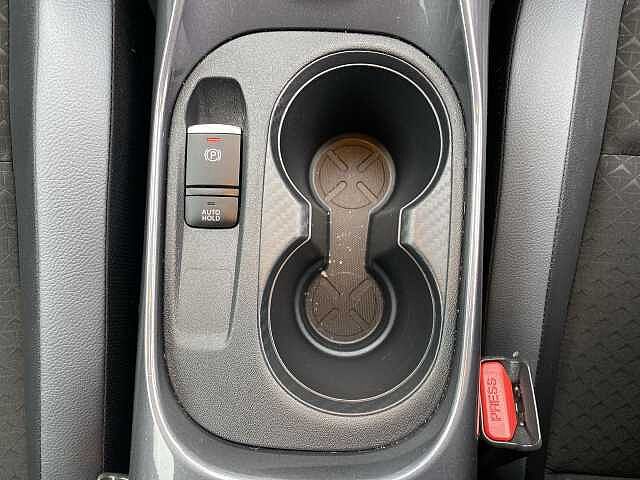 Nissan Juke Hatchback 1.0 DiG-T N-Connecta 5dr (Heat Pack)