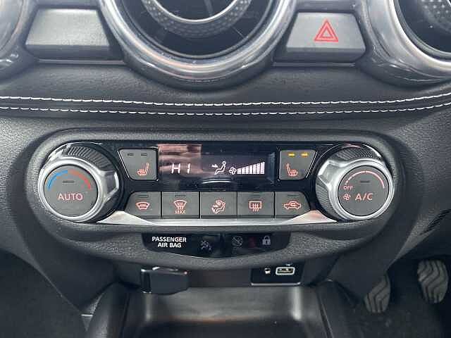 Nissan Juke Hatchback 1.0 DiG-T N-Connecta 5dr (Heat Pack)