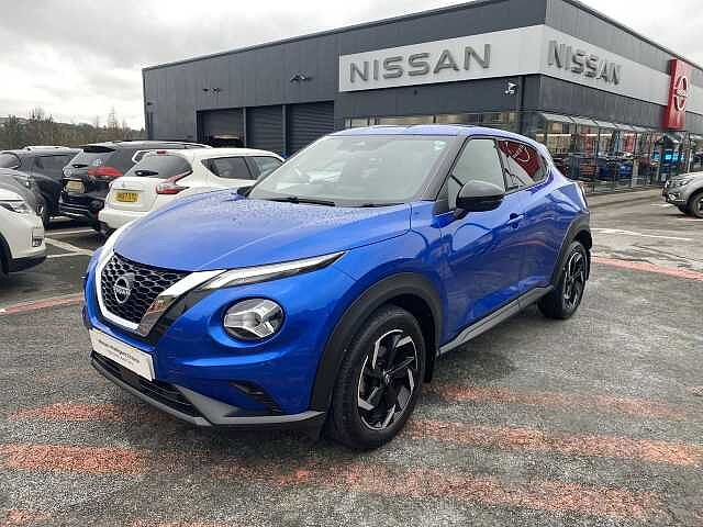 Nissan Juke Hatchback 1.0 DiG-T N-Connecta 5dr (Heat Pack)