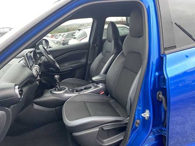 Nissan Juke Hatchback 1.0 DiG-T N-Connecta 5dr (Heat Pack)