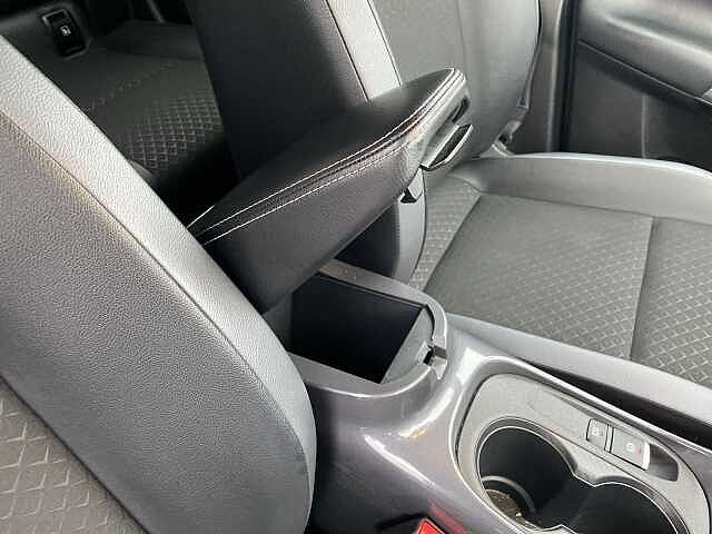 Nissan Juke Hatchback 1.0 DiG-T N-Connecta 5dr (Heat Pack)