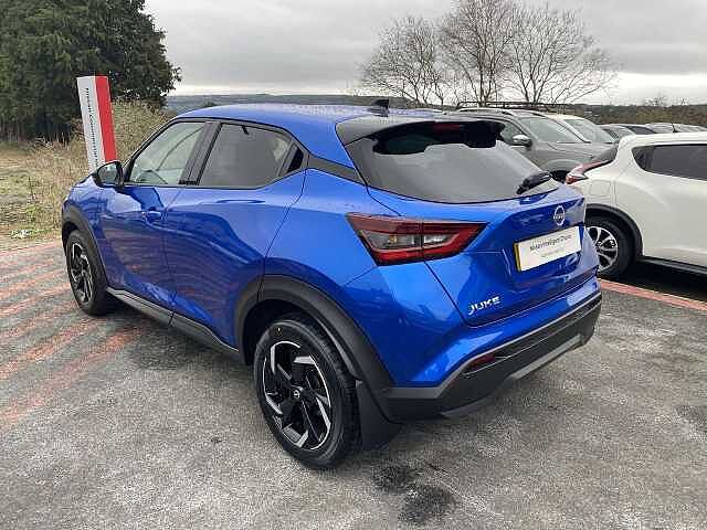 Nissan Juke Hatchback 1.0 DiG-T N-Connecta 5dr (Heat Pack)