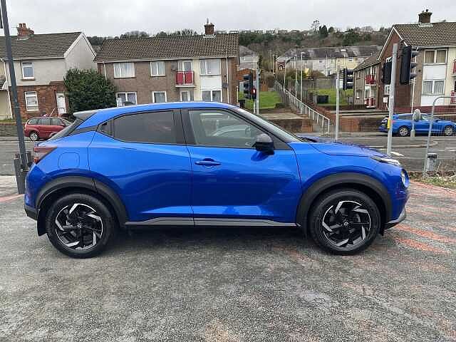 Nissan Juke Hatchback 1.0 DiG-T N-Connecta 5dr (Heat Pack)