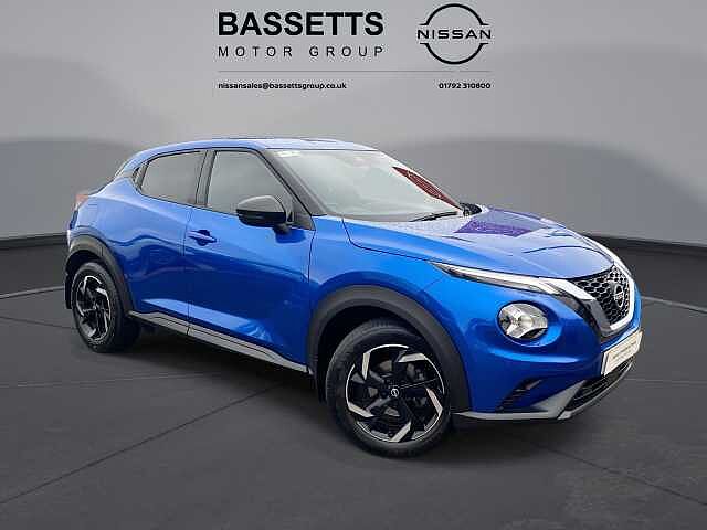 Nissan Juke Hatchback 1.0 DiG-T N-Connecta 5dr (Heat Pack)