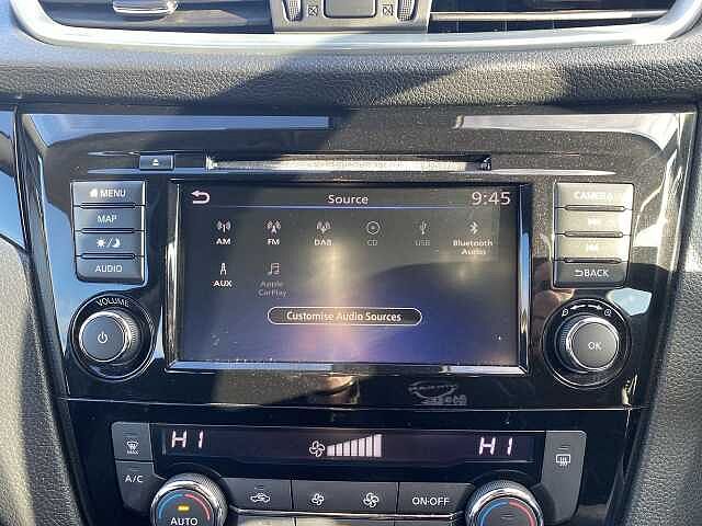 Nissan Qashqai Hatchback 1.3 DiG-T 160 Acenta Premium 5dr