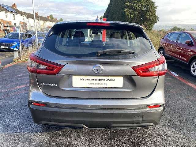 Nissan Qashqai Hatchback 1.3 DiG-T 160 Acenta Premium 5dr