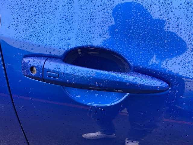 Nissan Juke Hatchback 1.0 DiG-T N-Connecta 5dr