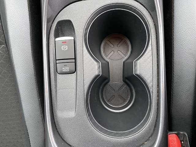 Nissan Juke Hatchback 1.0 DiG-T N-Connecta 5dr