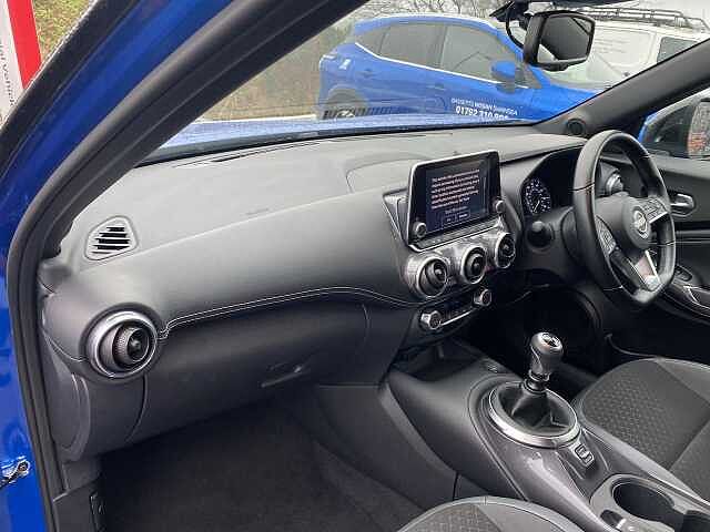 Nissan Juke Hatchback 1.0 DiG-T N-Connecta 5dr