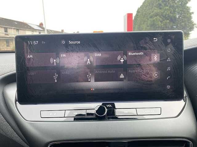 Nissan Juke Hatchback 1.0 DiG-T Acenta Premium 5dr