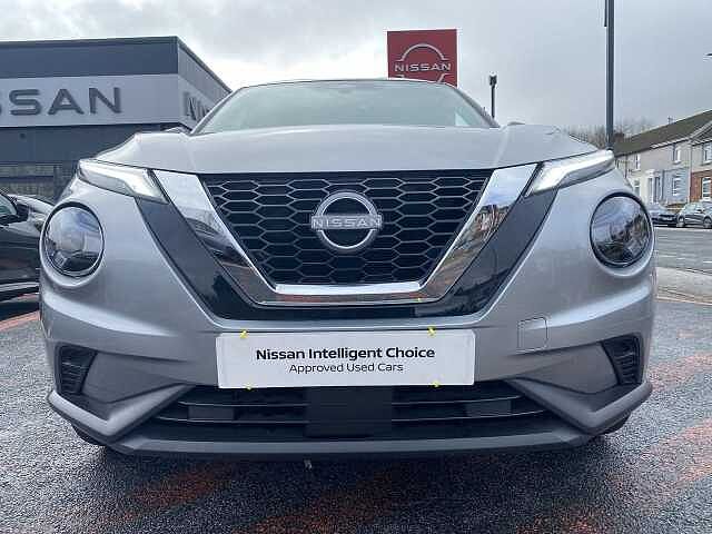 Nissan Juke Hatchback 1.0 DiG-T Acenta Premium 5dr