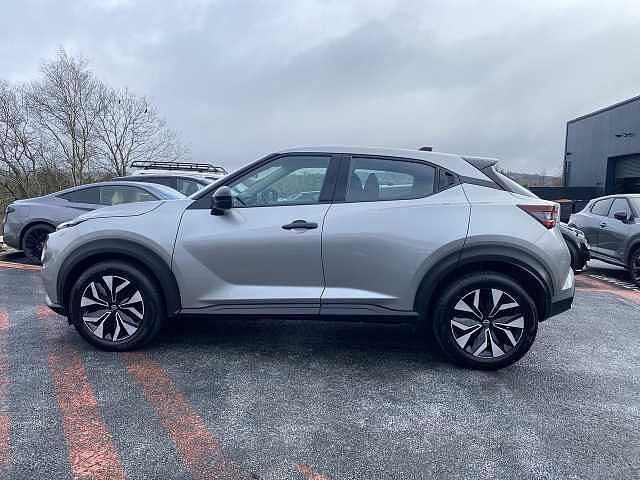 Nissan Juke Hatchback 1.0 DiG-T Acenta Premium 5dr