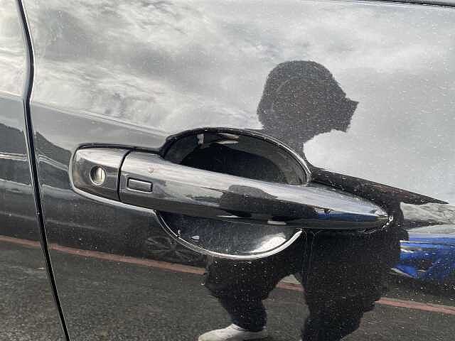 Nissan Juke Hatchback 1.6 Hybrid 143 N-Connecta 5dr