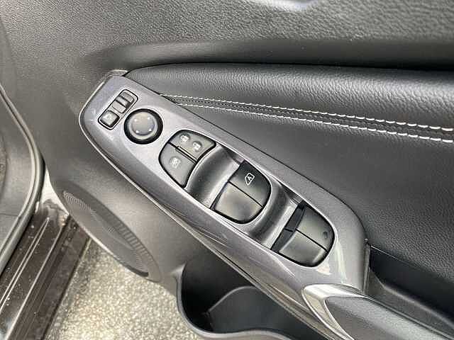 Nissan Juke Hatchback 1.6 Hybrid 143 N-Connecta 5dr