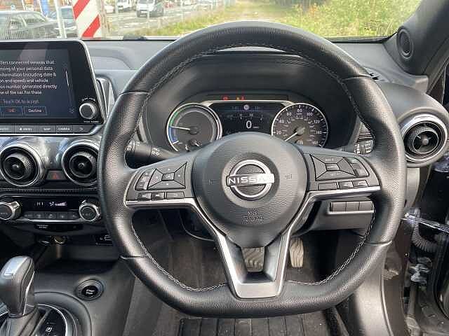 Nissan Juke Hatchback 1.6 Hybrid 143 N-Connecta 5dr