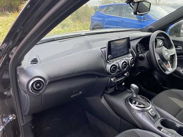 Nissan Juke Hatchback 1.6 Hybrid 143 N-Connecta 5dr