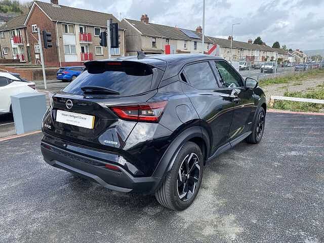 Nissan Juke Hatchback 1.6 Hybrid 143 N-Connecta 5dr
