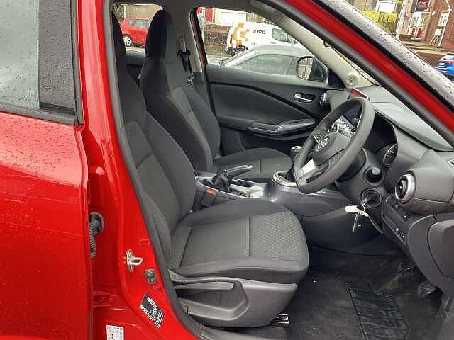 Nissan Juke Hatchback 1.0 DiG-T Acenta 5dr