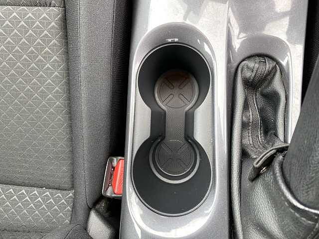 Nissan Juke Hatchback 1.0 DiG-T Acenta 5dr