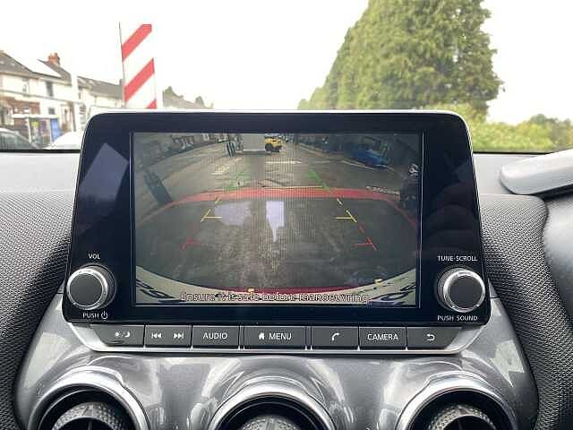 Nissan Juke Hatchback 1.0 DiG-T Acenta 5dr