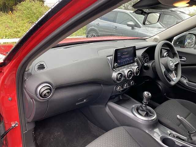 Nissan Juke Hatchback 1.0 DiG-T Acenta 5dr