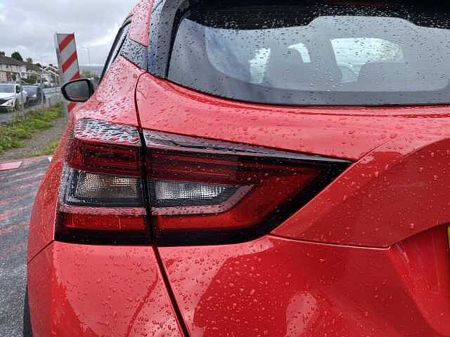 Nissan Juke Hatchback 1.0 DiG-T Acenta 5dr