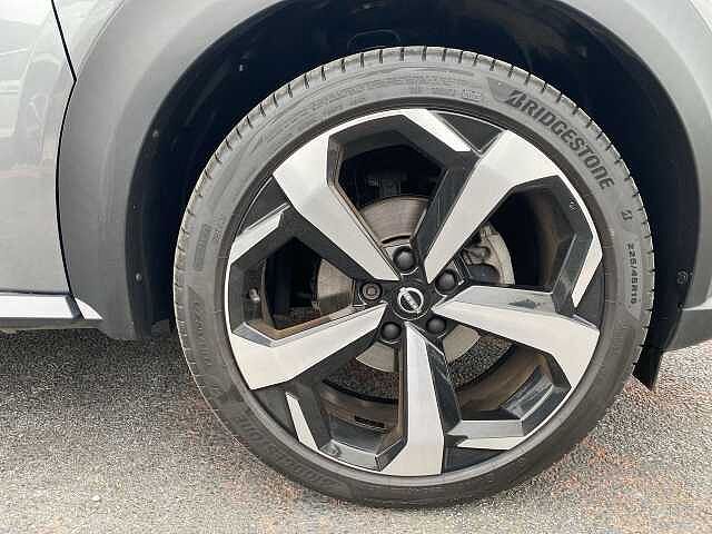 Nissan Juke Hatchback 1.0 DiG-T Tekna 5dr