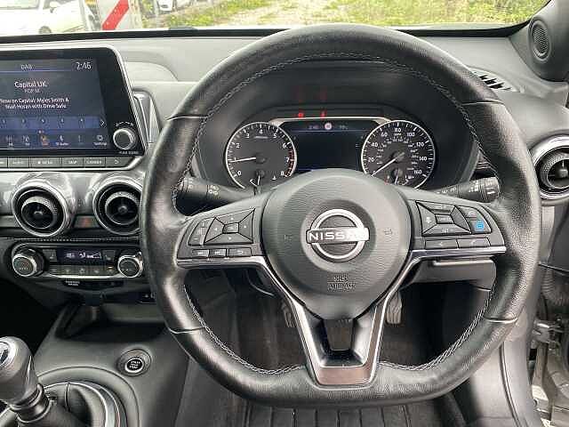 Nissan Juke Hatchback 1.0 DiG-T Tekna 5dr